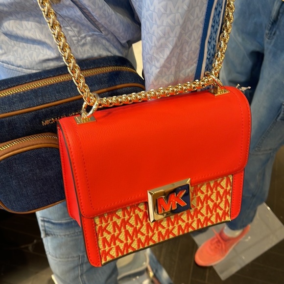 MICHAEL KORS SONIA SMALL SHOULDER XBODY Coral Reef - Picture 4 of 16